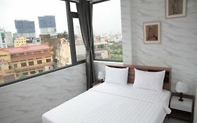 Saigon Inncrowd 2
